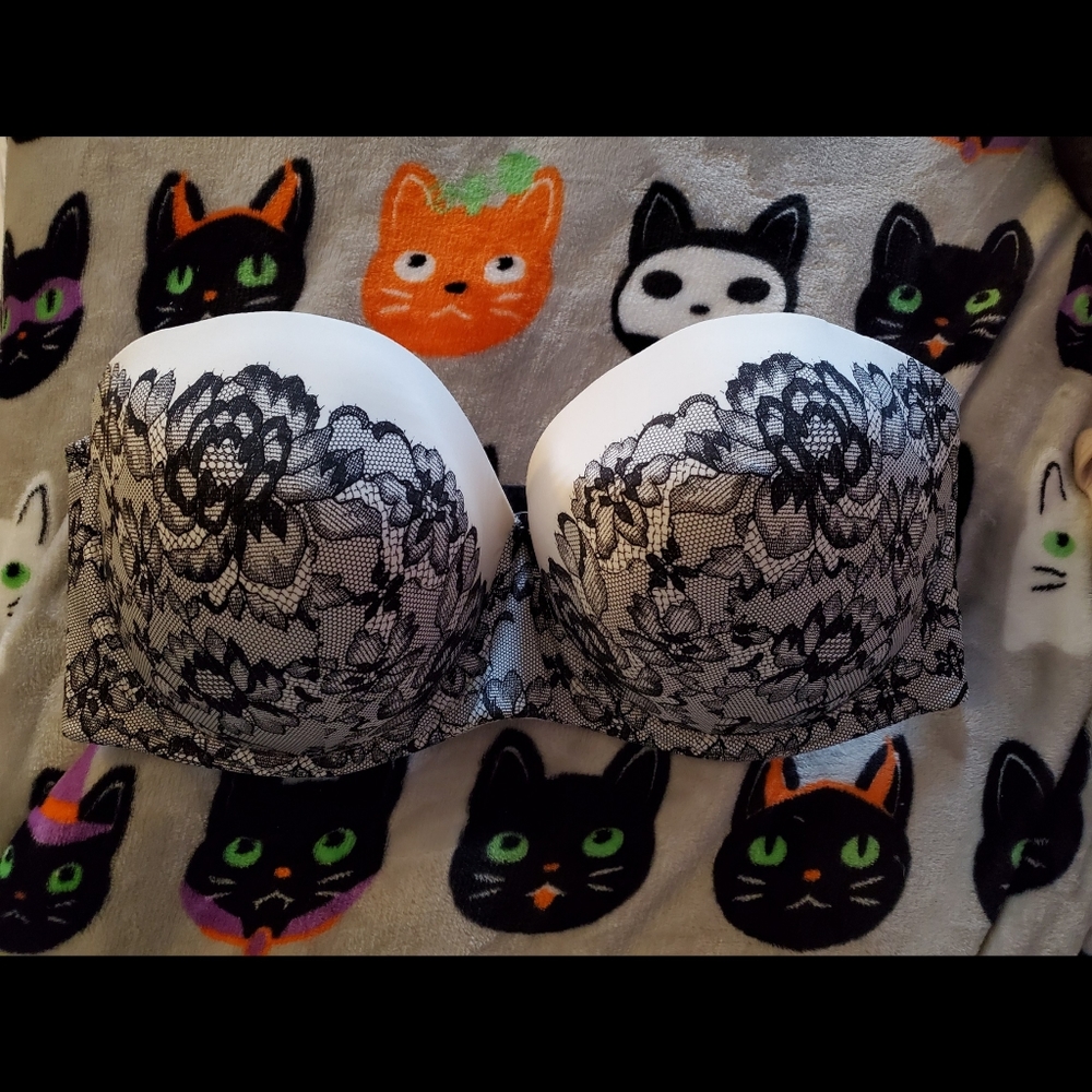 Push up strapless bra